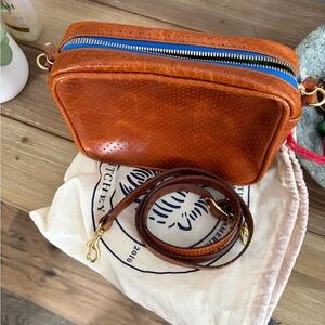 Blair Ritchey chestnut Ber bag with blue zipper